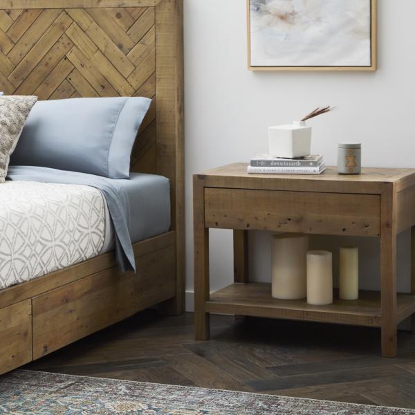 Barne Nightstand