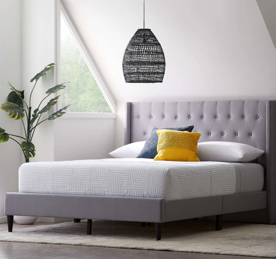 WEEKENDER™ WREN BLUE GRAY UPHOLSTERED BED